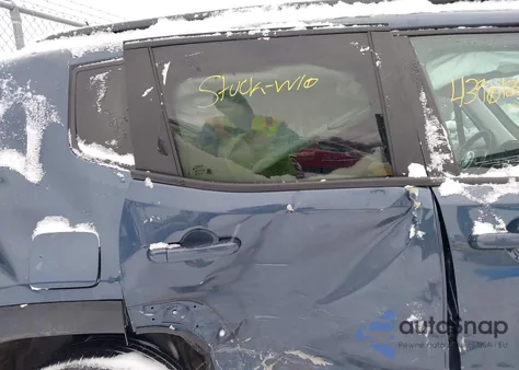 2023 Jeep Renegade Latitude 4X4 from USA, damaged, VIN ZACNJDB10PPP13353